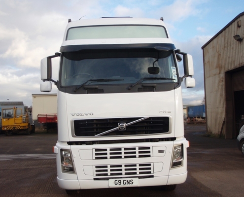 tractor-unit-respary-after-pic