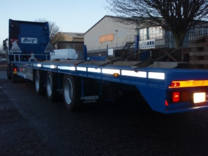 Tri-axle Sloping Caravan Trailer