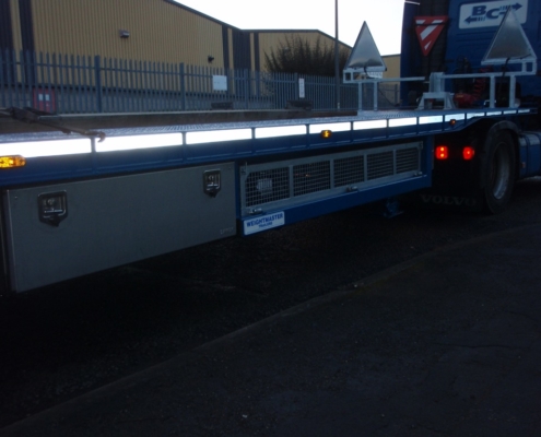 Tri-axle Sloping Caravan Trailer